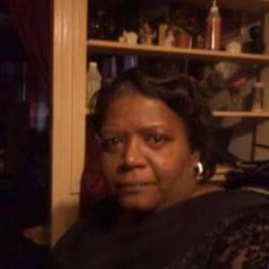 Meet your Posher, Lenise